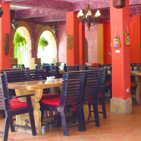 Hotel Ciudad Blanca Copan Bagian luar foto